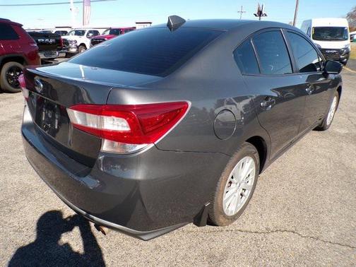 2018 Subaru Impreza 2.0i Premium