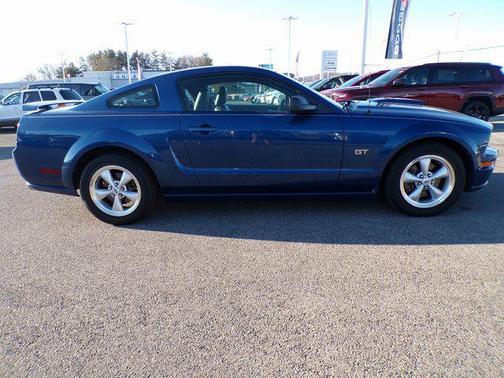 2008 Ford Mustang GT Deluxe