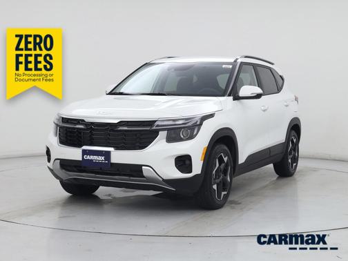 White 2026 Kia Seltos S