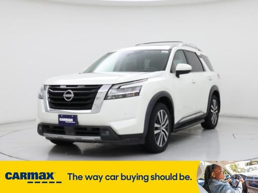 2022 Nissan Pathfinder Platinum