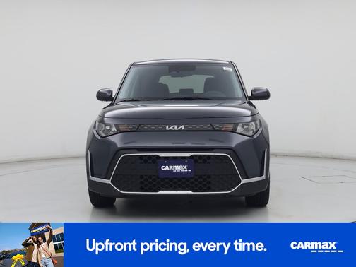 Gray 2025 Kia Soul LX