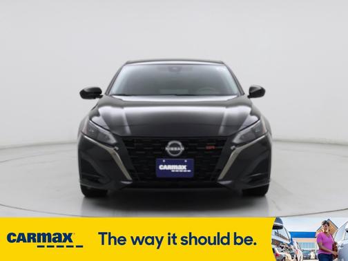 2024 Nissan Altima SR