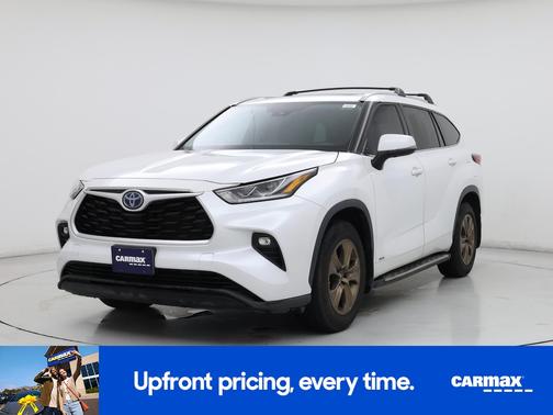2022 Toyota Highlander Hybrid XLE Bronze