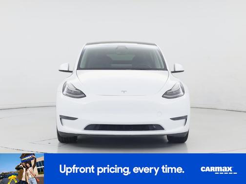 White 2023 Tesla Model Y Long Range