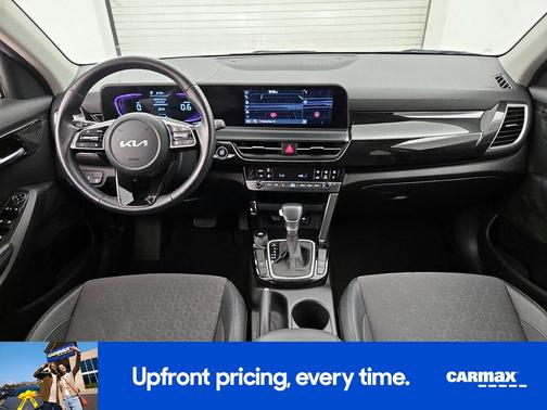 Blue 2025 Kia Seltos S