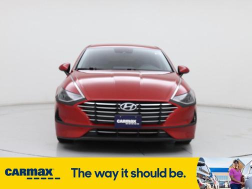2022 Hyundai SONATA SE