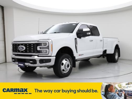 2023 Ford F-350 Lariat