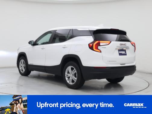 White 2024 GMC Terrain SLE
