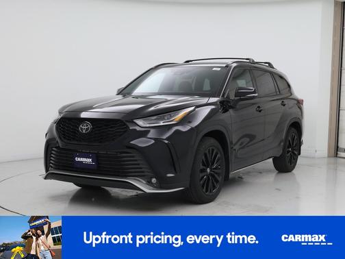 Black 2024 Toyota Highlander XSE