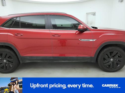 2022 Volkswagen Atlas Cross Sport SE w/Tech