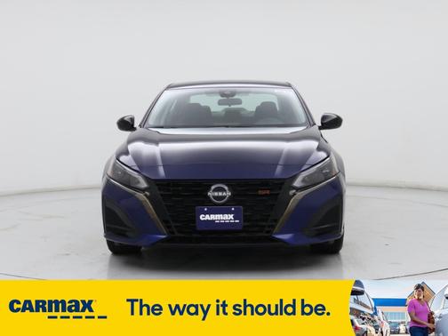 2023 Nissan Altima SR