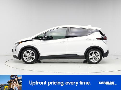 White 2022 Chevrolet Bolt EV 1LT