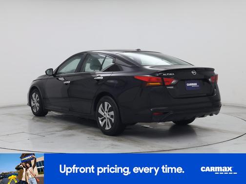 Black 2019 Nissan Altima S