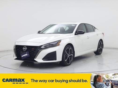 2023 Nissan Altima SR