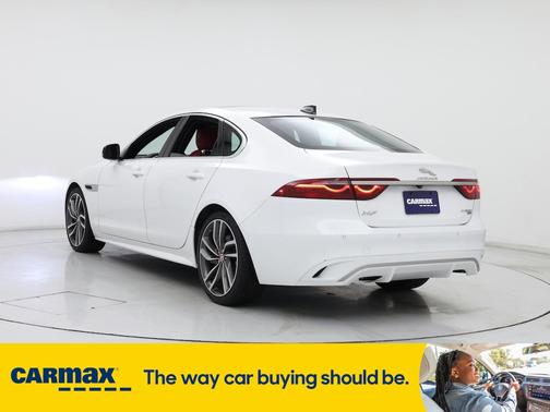 2022 Jaguar XF R-Dynamic SE