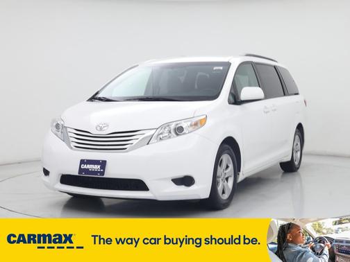 2017 Toyota Sienna LE