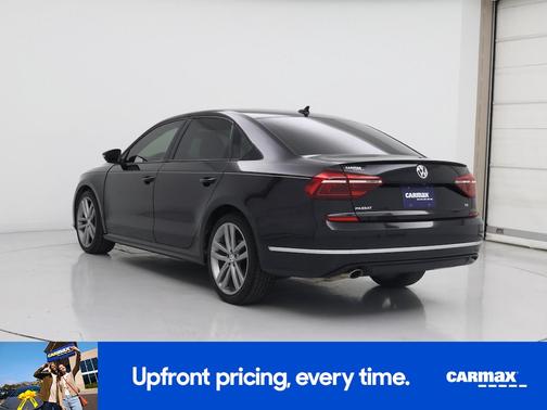 2018 Volkswagen Passat R-Line
