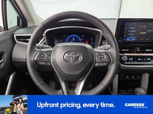 2025 Toyota Corolla Cross XLE