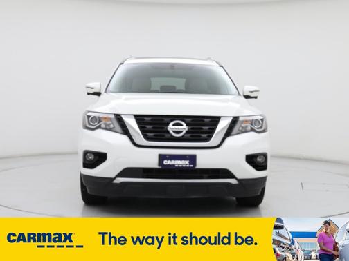 2018 Nissan Pathfinder SL