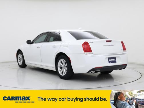 2015 Chrysler 300 Limited