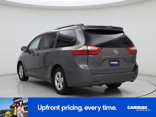 2015 Toyota Sienna LE