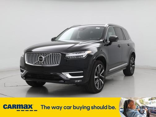 2025 Volvo XC90 B6 Plus