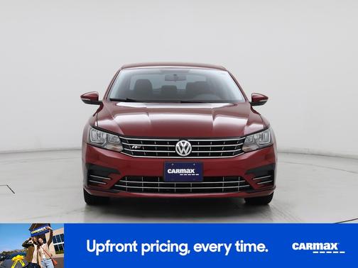 2018 Volkswagen Passat R-Line