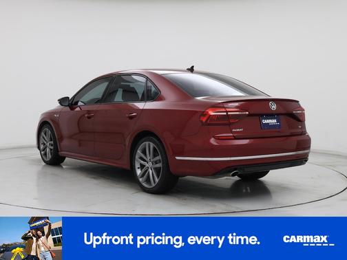 2018 Volkswagen Passat R-Line