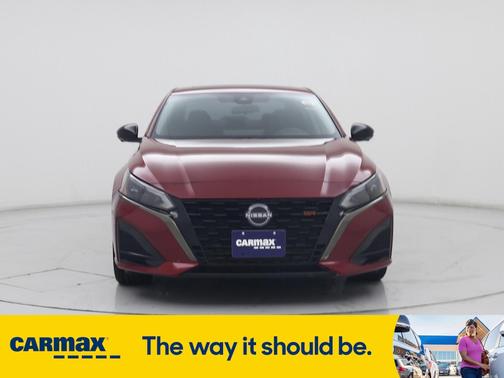 2023 Nissan Altima SR