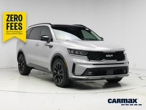 Gray 2023 Kia Sorento SX