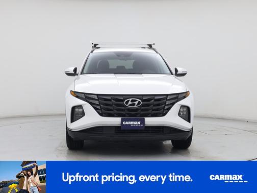 White 2023 Hyundai TUCSON SEL