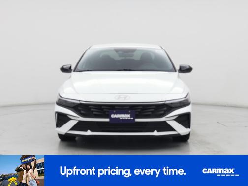White 2025 Hyundai ELANTRA SEL Convenience
