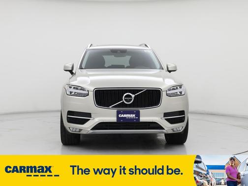 2017 Volvo XC90 T6 Momentum