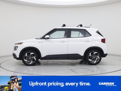 White 2023 Hyundai VENUE SEL