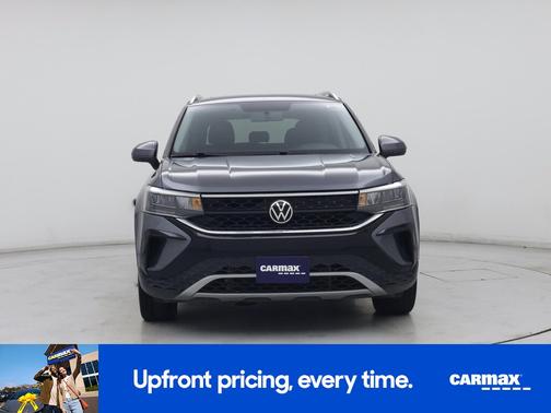 Gray 2022 Volkswagen Taos SE