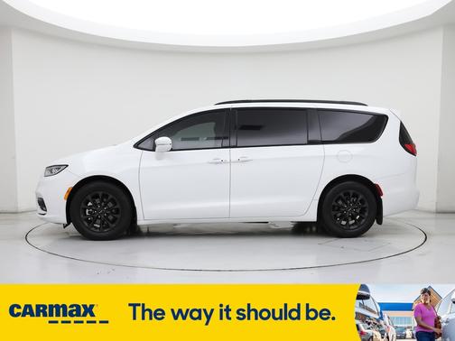 2022 Chrysler Pacifica Touring