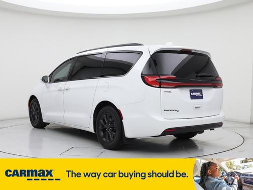 2022 Chrysler Pacifica Touring