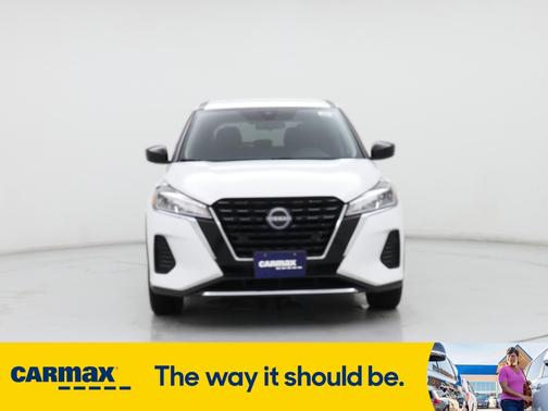 2023 Nissan Kicks S