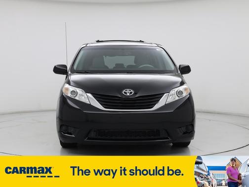 2014 Toyota Sienna LE