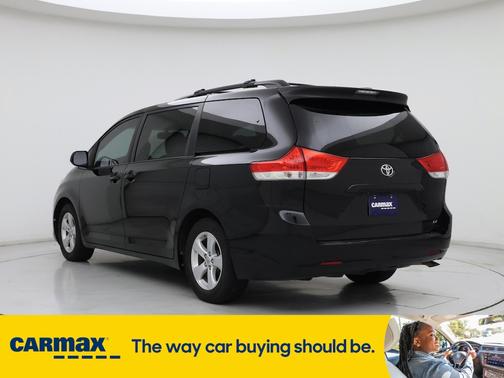 2014 Toyota Sienna LE