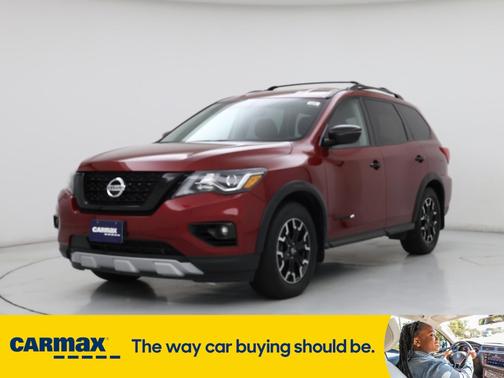 2019 Nissan Pathfinder SV