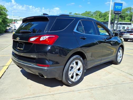 Mosaic Black Metallic 2020 Chevrolet Equinox AWD 4dr LT w/2LT