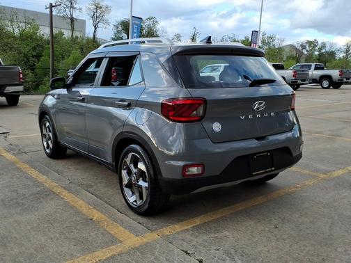 Galactic Gray 2022 Hyundai VENUE SEL IVT