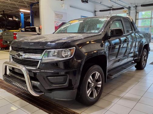 Black 2016 Chevrolet Colorado 4WD Ext Cab 128.3" LT