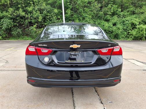 Mosaic Black Metallic 2024 Chevrolet Malibu 4dr Sdn 1LT