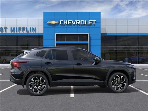 Mosaic Black Metallic 2026 Chevrolet Trax FWD 4dr 2RS