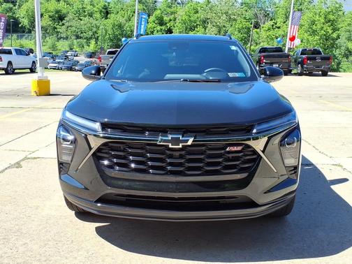 Mosaic Black Metallic 2026 Chevrolet Trax FWD 4dr 2RS