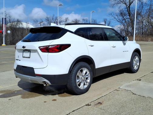 Summit White 2021 Chevrolet Blazer 2LT