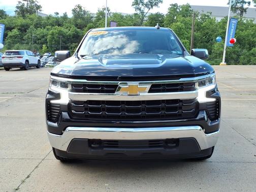 Black 2022 Chevrolet Silverado 1500 4WD Crew Cab 147" LT w/2FL