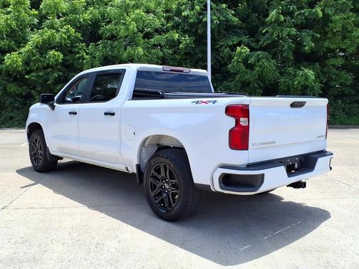 Summit White 2023 Chevrolet Silverado 1500 4WD Crew Cab 147" Custom